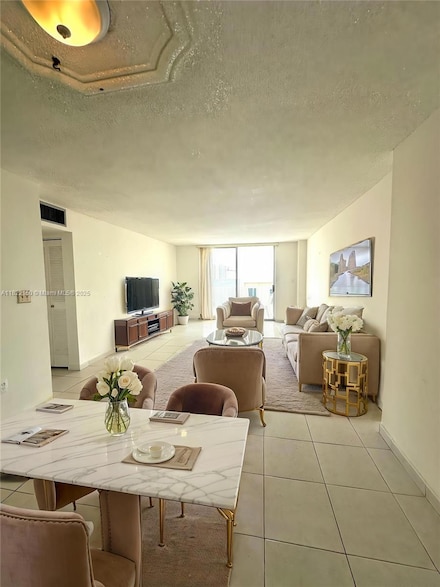4675 W 18th Ct Unit 801, Hialeah, FL 33012
