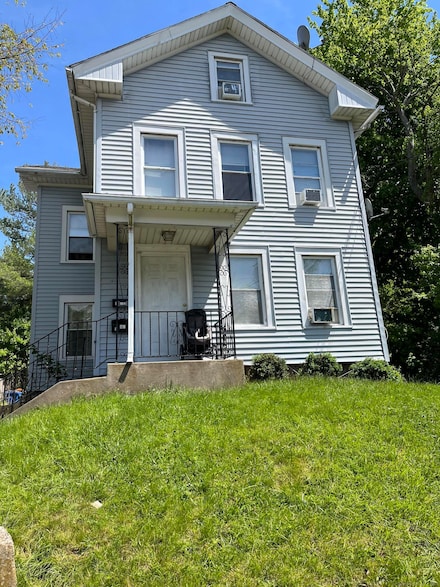144 View St, Meriden, CT 06450