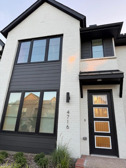 4716 Smokey Quartz Ln, Arlington, TX 76005