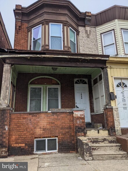 1040 Princess Ave, Camden, NJ 08103