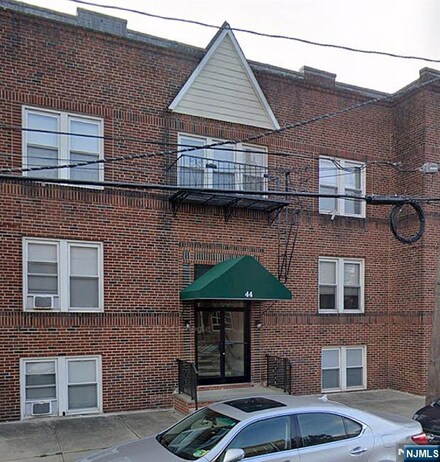 44 Beech St Unit 1, North Arlington, NJ 07031