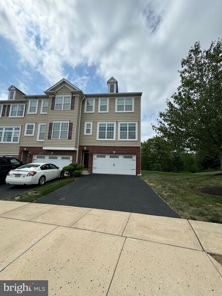 187 Country View Way, Telford, PA 18969