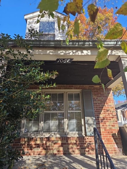 1067 Melvin Ave, Saint Louis, MO 63137