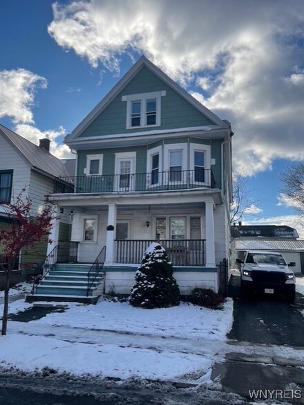 1047 E Lovejoy St, Buffalo, NY 14206