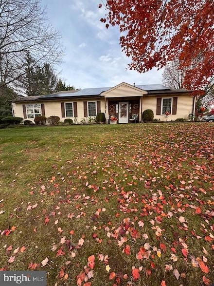 102 Carriage Hill Ct, Columbus, NJ 08022