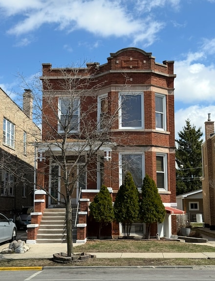 2329 S Austin Blvd, Cicero, IL 60804