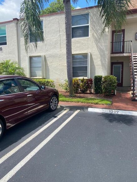10 Willowbrook Ln Unit 1050, Delray Beach, FL 33446