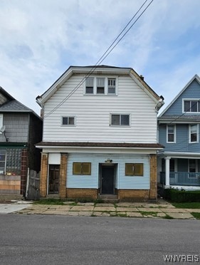 496 Howard St, Buffalo, NY 14206
