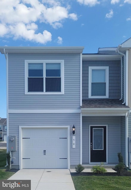 50 Bloomsbury St, Falling Waters, WV 25419