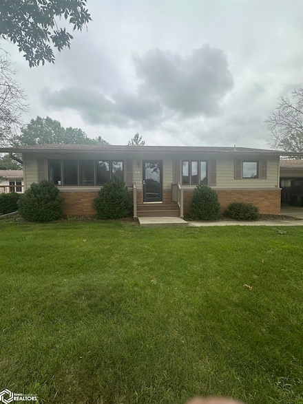 310 Lee Ln, Iowa Falls, IA 50126