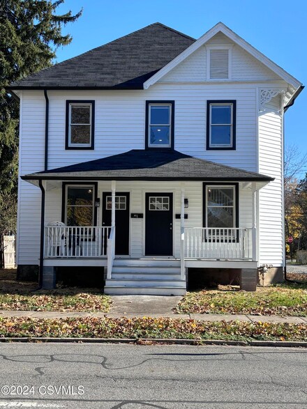 937 N Front St, Milton, PA 17847