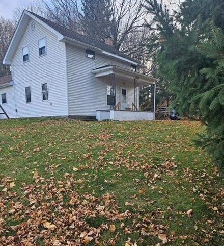 23807 Concord Ave, Mattawan, MI 49071