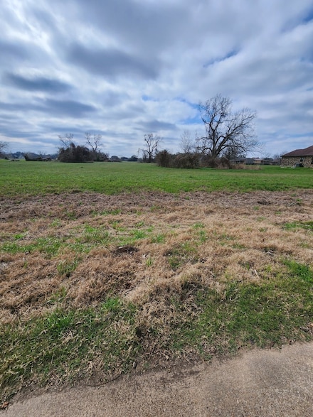 1549 Quarter Horse Trail, Angleton, TX 77515