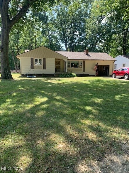 3544 E Heights St SE, Warren, OH 44484
