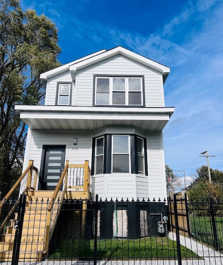 638 E 65th St, Chicago, IL 60637