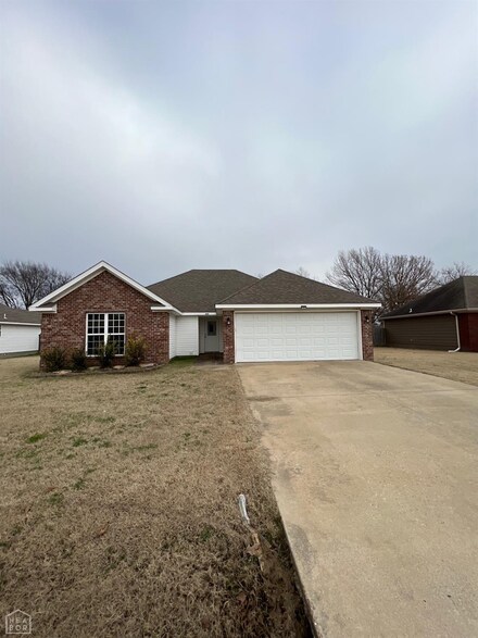 420 Arrowhead Rd, Trumann, AR 72472
