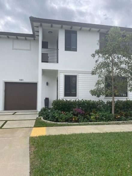 1080 SE 3rd St, Pompano Beach, FL 33060