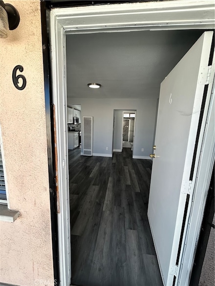 11440 Old River School Rd Unit 6, Downey, CA 90241
