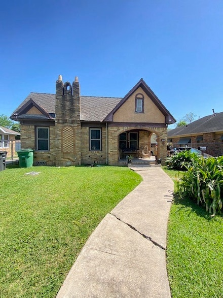1433 Munger St, Houston, TX 77023