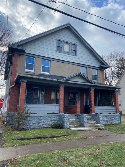 53-53 Lime St, Rochester, NY 14606