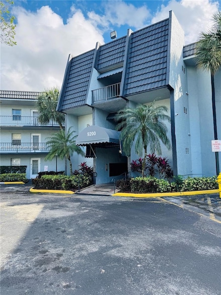9200 Lime Bay Blvd Unit 212, Tamarac, FL 33321