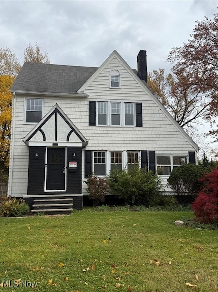 2339 Canterbury Rd, Cleveland, OH 44118