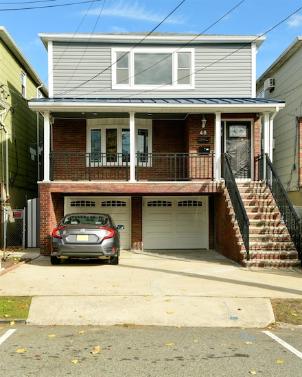 45 E 51st St, Bayonne, NJ 07002