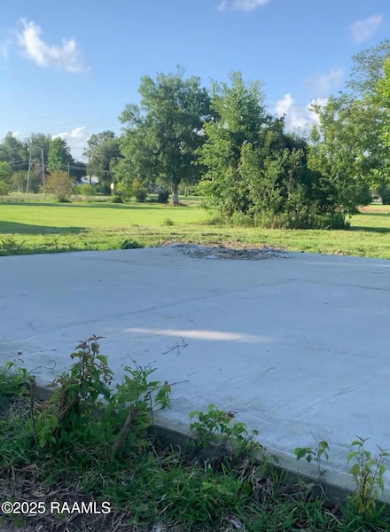 554 Aragon Rd, Montegut, LA 70377