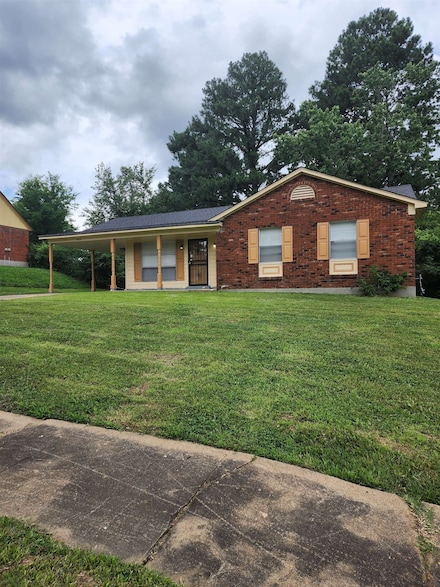 2878 Dumbarton Oaks Dr, Memphis, TN 38127