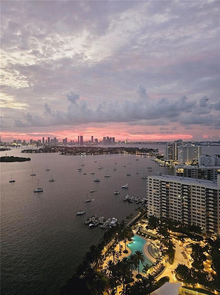 1330 West Ave Unit 2805, Miami Beach, FL 33139