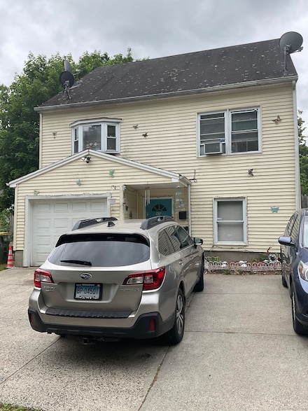 45 Ludlow St, Waterbury, CT 06710