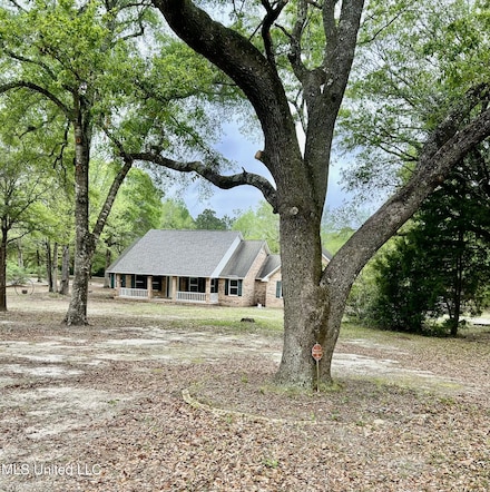 19201 Highway 613, Moss Point, MS 39562