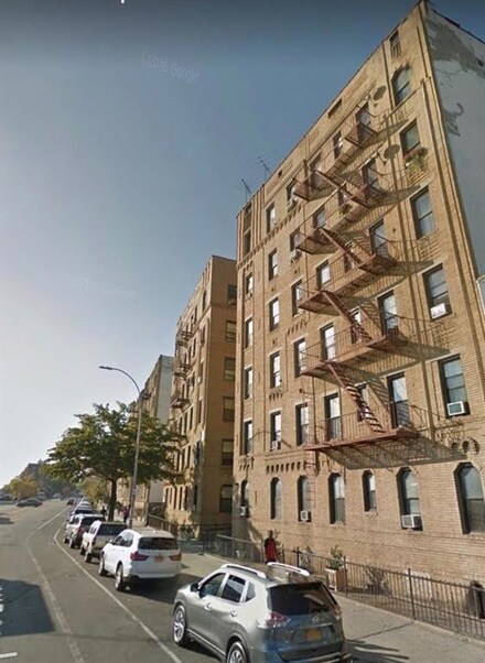 897 Empire Blvd Unit E3, Brooklyn, NY 11213