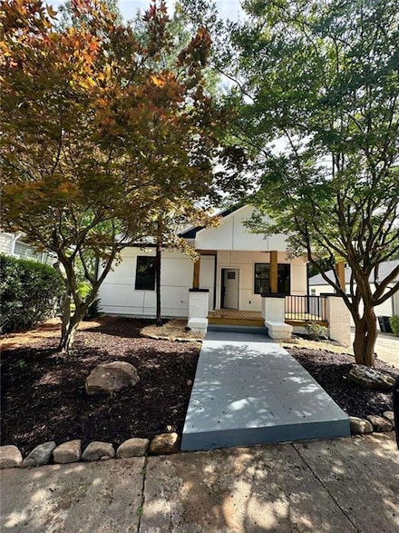 1766 Lyle Ave, Atlanta, GA 30337
