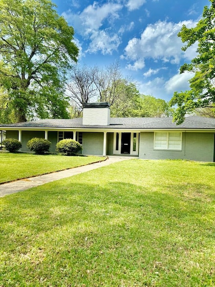 1284 Kirk Cir, Greenville, MS 38701