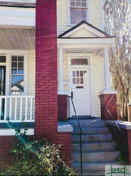 1 E 33rd St, Savannah, GA 31401