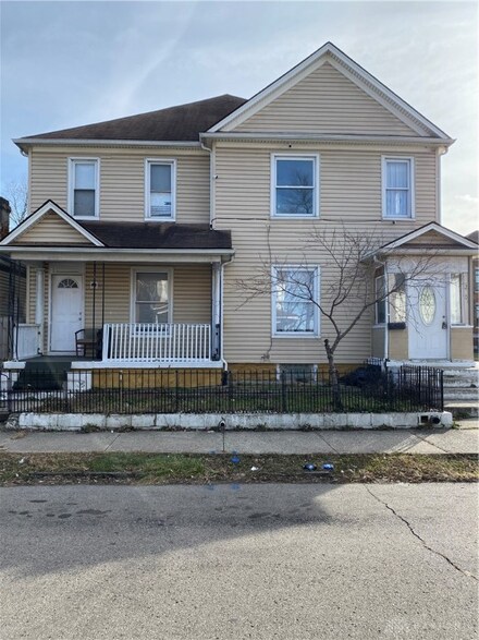 2700 E 4th St, Dayton, OH 45403