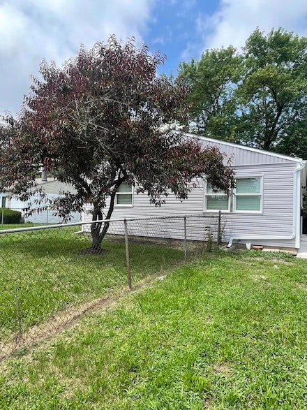 3107 Huntington Dr, Columbus, OH 43207