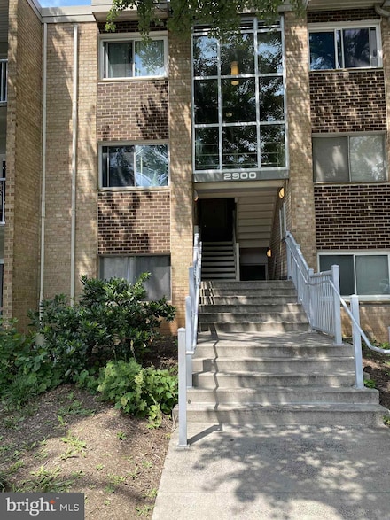 2900 Kings Chapel Rd Unit 1, Falls Church, VA 22042