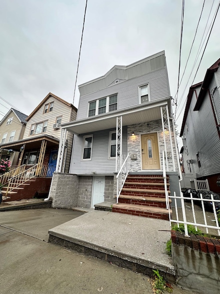 29 W 26th St, Bayonne, NJ 07002