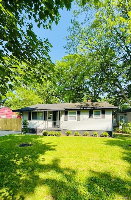 4914 Alpha Way, Flint, MI 48506
