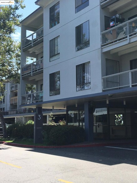 3 Captain Dr Unit D306, Emeryville, CA 94608