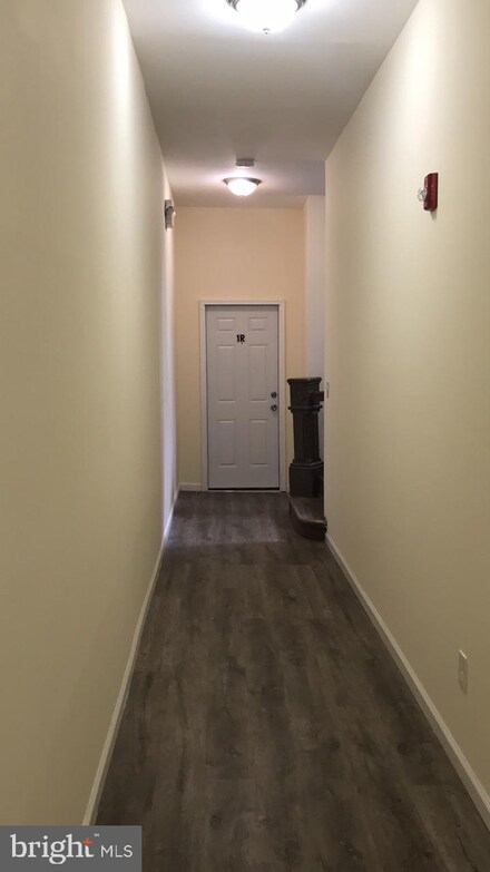 220 N Warren St, Trenton, NJ 08618