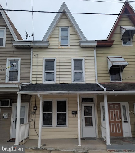 615 E Norwegian St, Pottsville, PA 17901