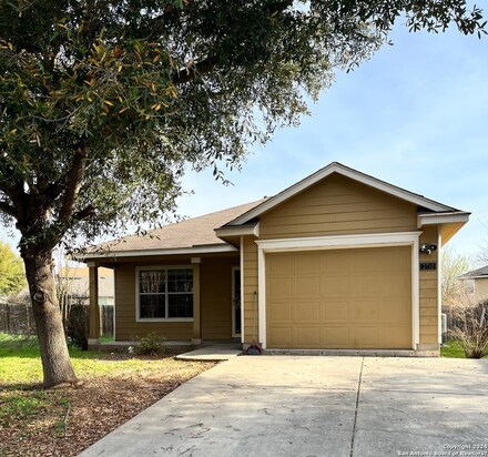 Duplex for 2024 rent converse tx