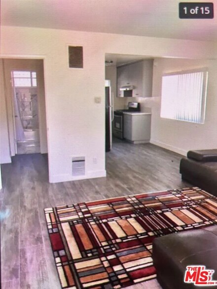 1353 W 36th Place Unit 1, Los Angeles, CA 90007