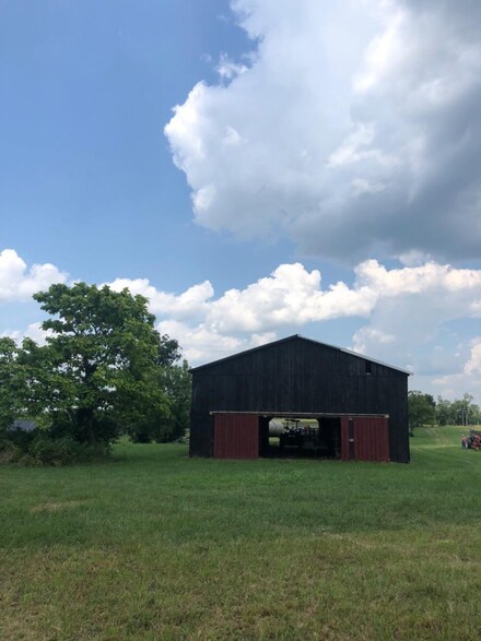 999 Crooksville Rd, Richmond, KY 40475