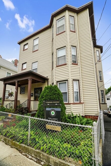 60 Newton St, Somerville, MA 02143
