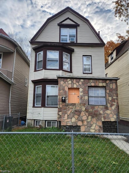 168 Greenwood Ave, East Orange, NJ 07017