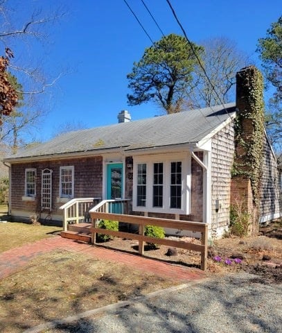 66 Elaine Rd, Hyannis, MA 02601
